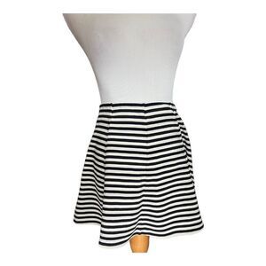 Womens Aeropostale Striped Textured Skater Skirt - Sz M